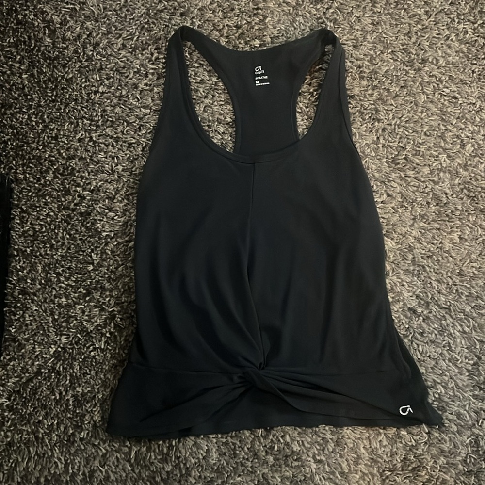 GapFit breathe workout tank - Picture 4 of 4